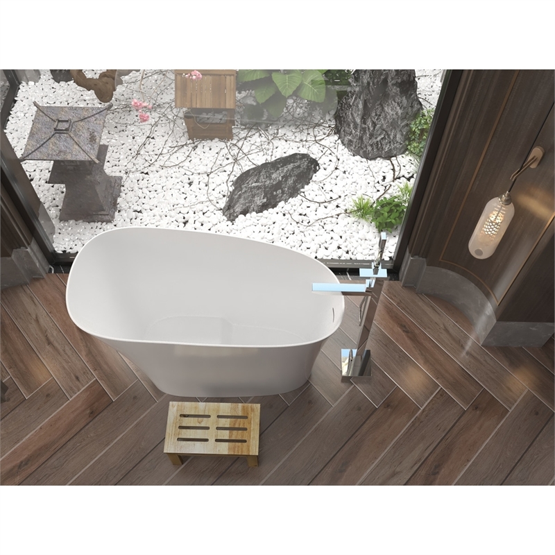 Modern Japanese White Solid Surface Stone Soaking Bathtub-Perfect for Relaxation