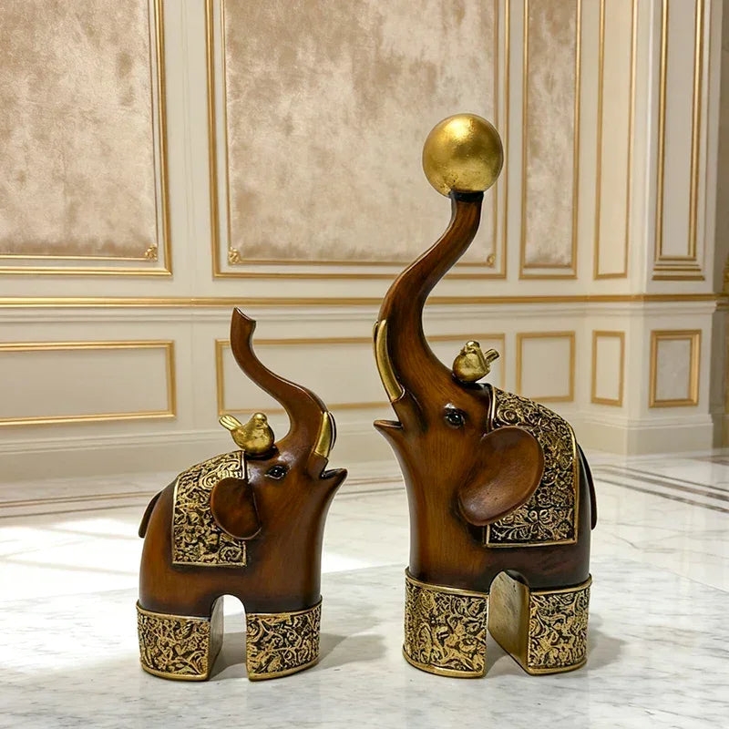 Creative Wood Grain Elephant Figurine Set