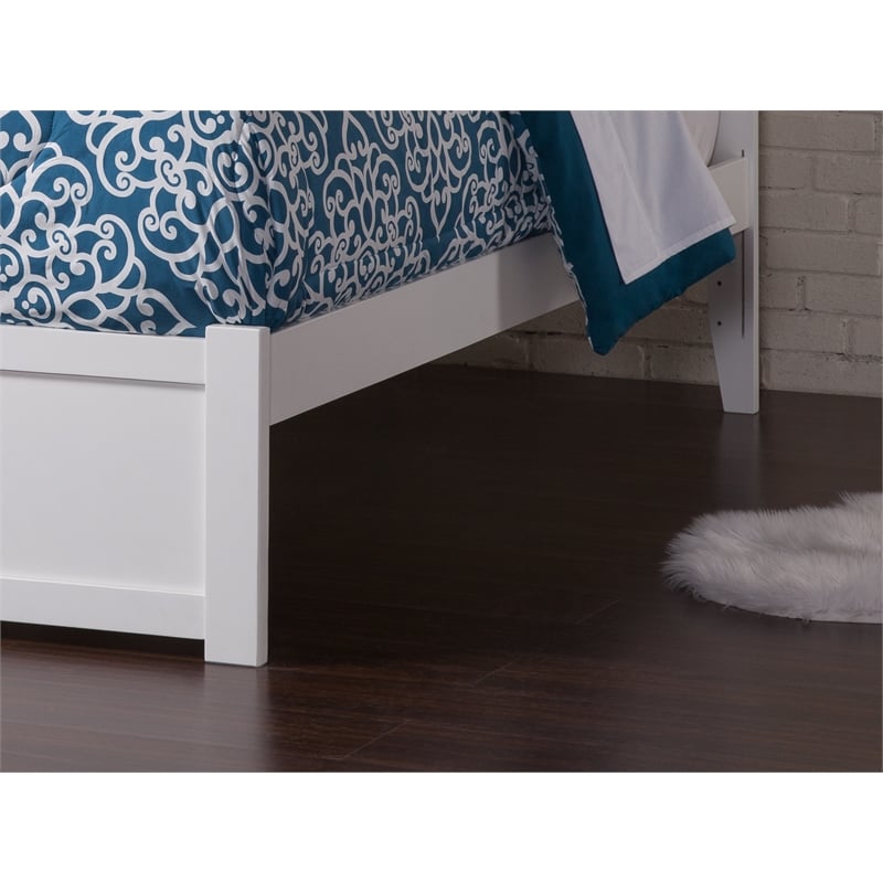 Homesphere Furniture King Platform Bed with Footboard & Storage Drawers in White