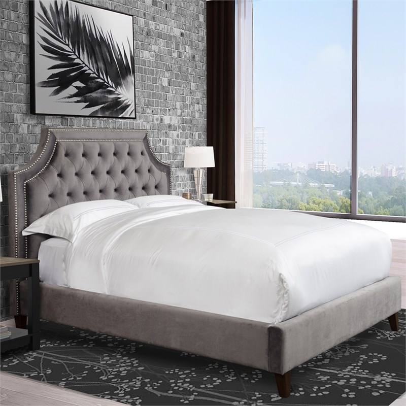 Parker Living Sleep Jasmine Traditional Velvet Fabric Cal King Bed in Gray