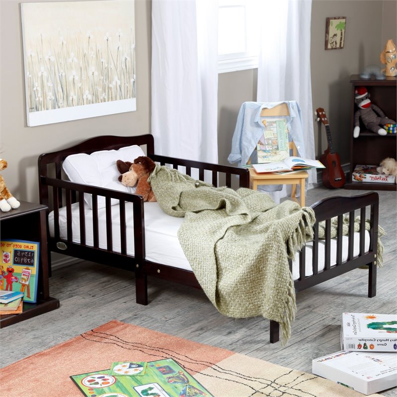Orbelle Contemporary New Zealand Pine Solid Wood Toddler Bed in Espresso