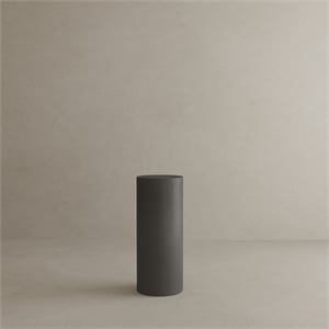 Don Round Pedestal Medium in Black