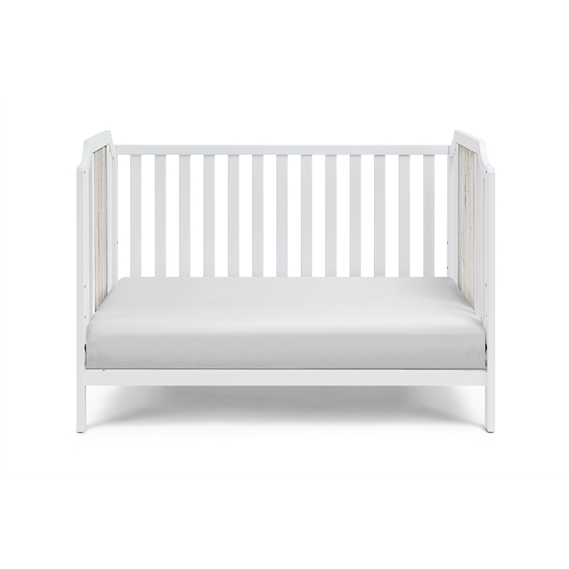 Suite Bebe Brees Contemporary Wood Toddler Guard Rail in White Finish