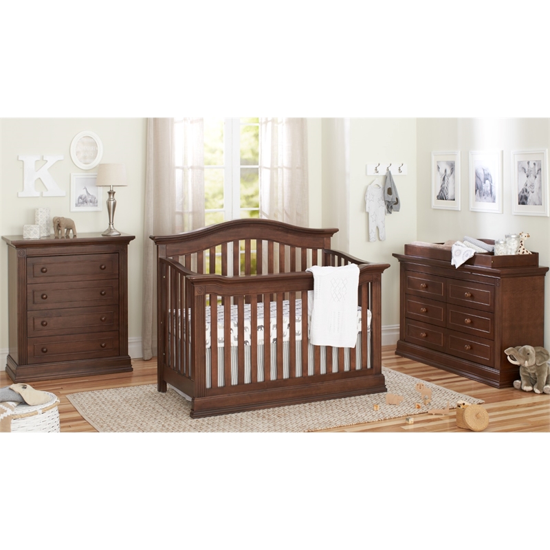 Baby Cache Montana Traditional Wood 4-in-1 Convertible Crib in Brown Sugar