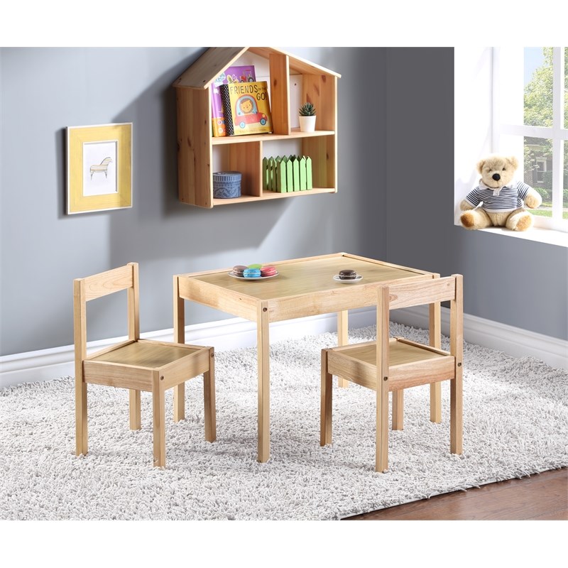 Olive & Opie Della 3-Piece Traditional Wood Kids Table & Chair Set in Natural