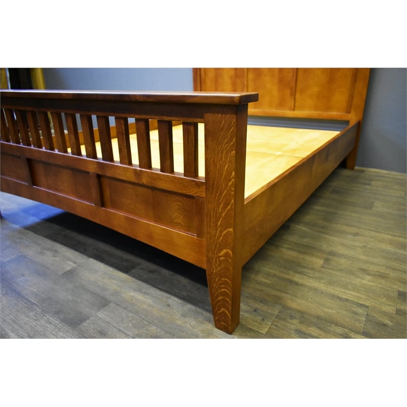 Crafters and Weavers Craftsman Mission Solid Wood King Bed with Slats in Cherry