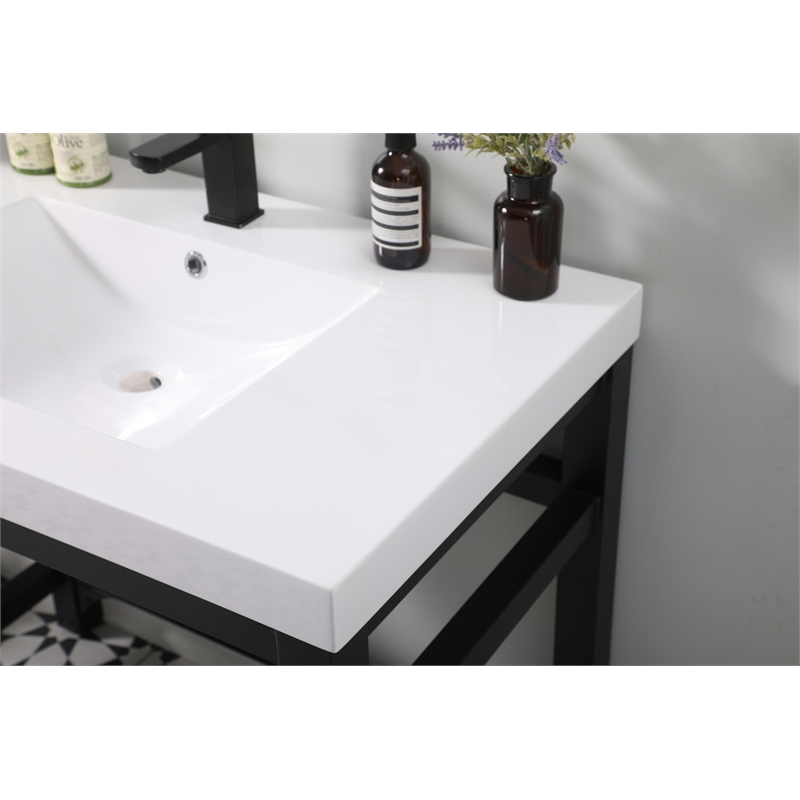 Elegant Kitchen and Bath Raya 36