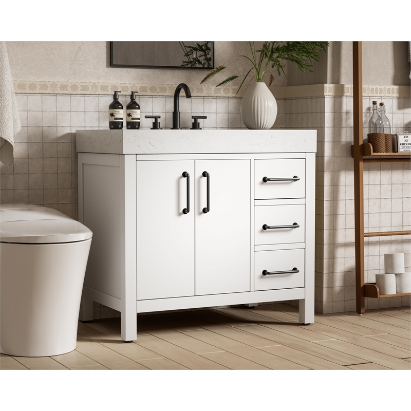 Elegant Kitchen and Bath 36