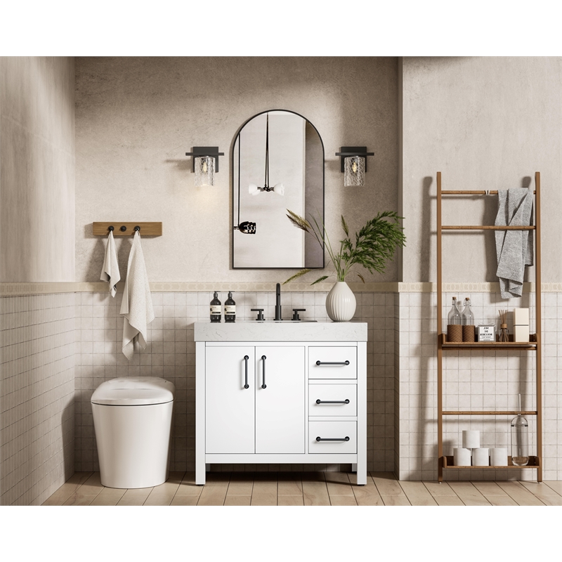 Elegant Kitchen and Bath 36