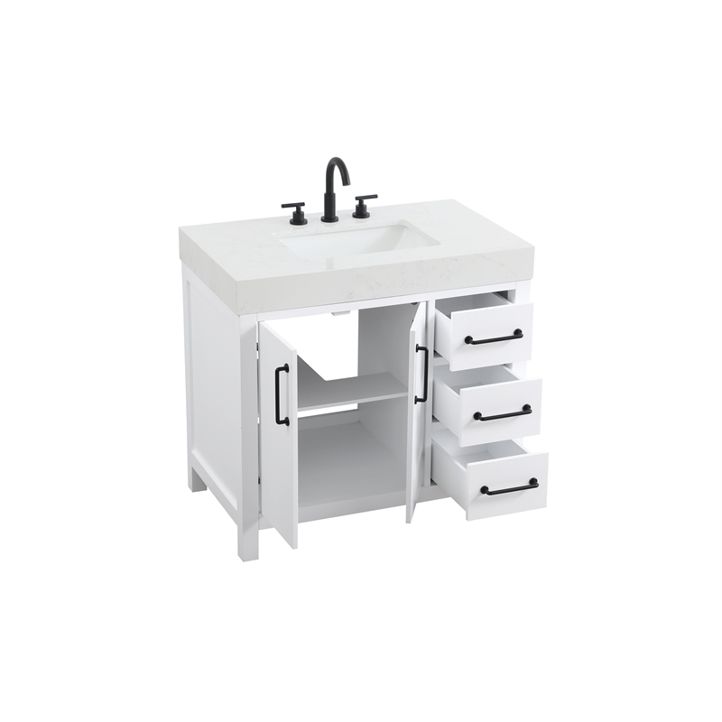 Elegant Kitchen and Bath 36