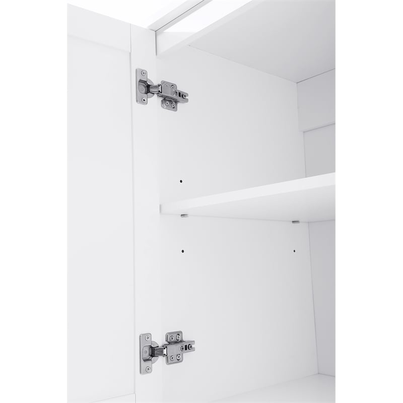 Elegant Kitchen and Bath 28