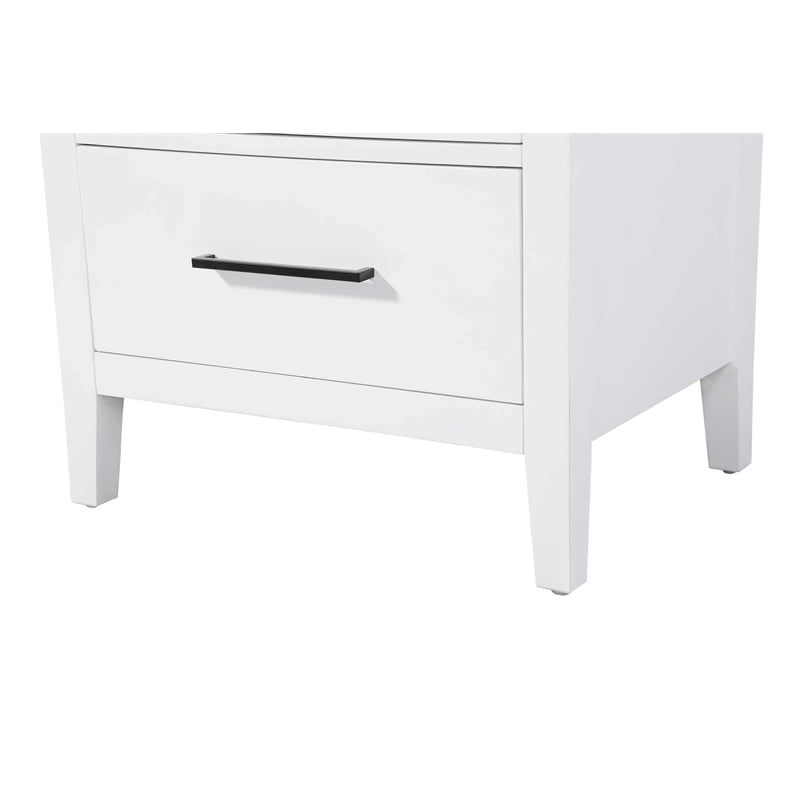 Elegant Kitchen and Bath 24