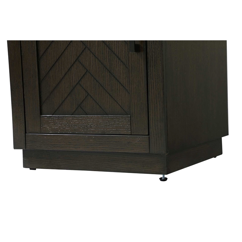Elegant Kitchen and Bath 20