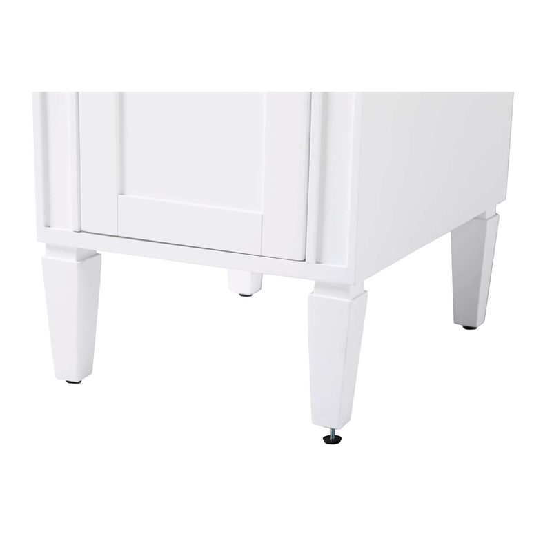 Elegant Kitchen and Bath 16
