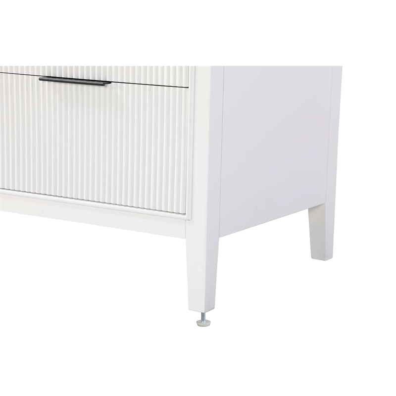 Elegant Kitchen and Bath 24