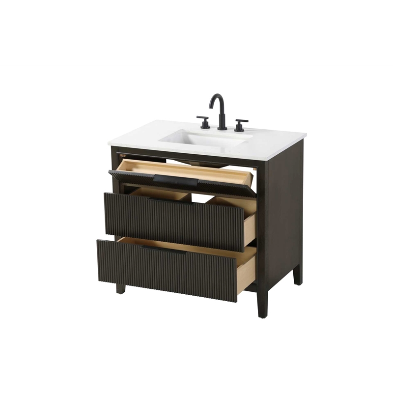Elegant Kitchen and Bath 36