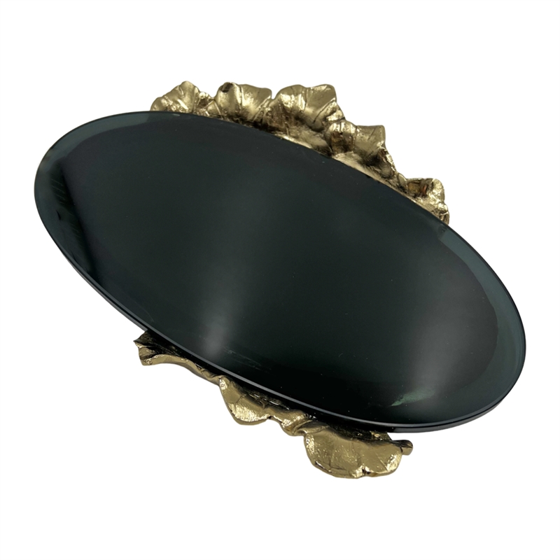 Bergamo Art 16 Inch Decorative Handmade Aluminum Oval Serving Tray in Gold