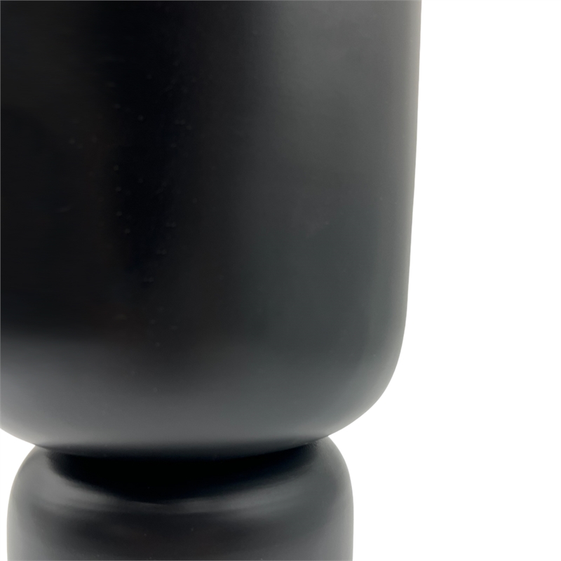Bergamo Art 10 Inch Tall Decorative Handmade Iron Modern Flower Vase in Black