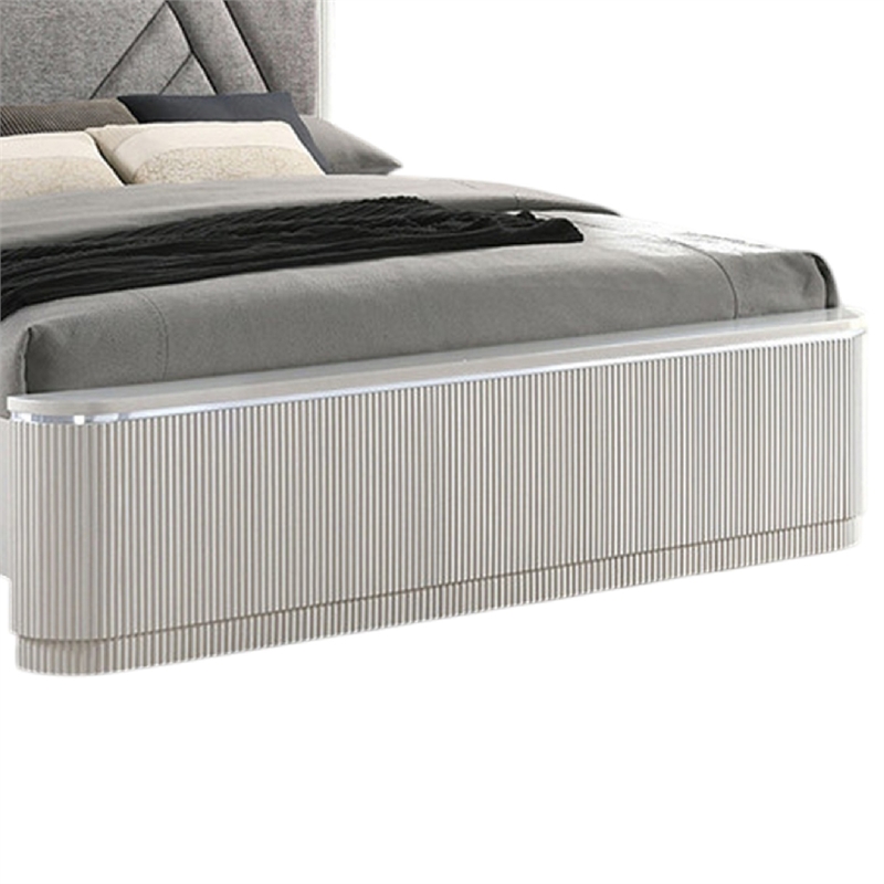 Alda Queen Bed-Upholstered Geometric Headboard-Light Gray Reeded Wood