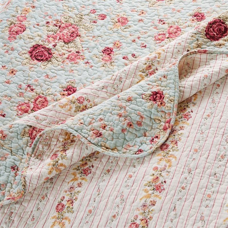 Benjara Rosle 5pc Full/Queen Quilt Set-Shams-Patchwork Floral Print-Blue Cotton