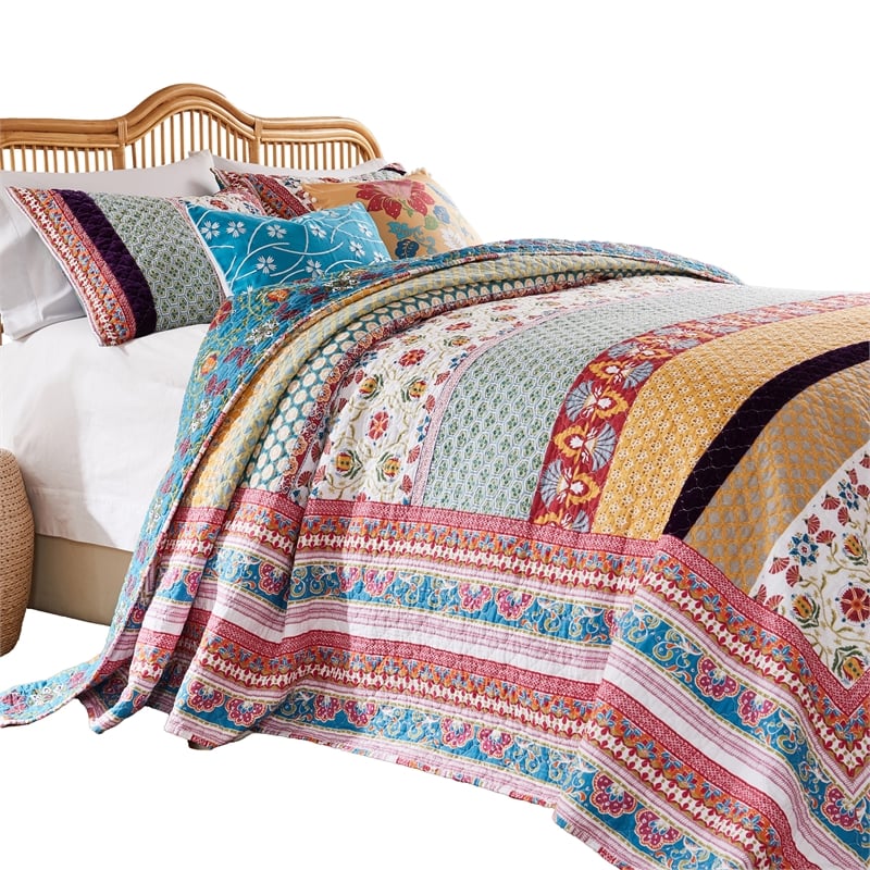 Benjara Ello 3pc King Bedspread and Pillow Sham Set- Red Blue Bohemian Stripes