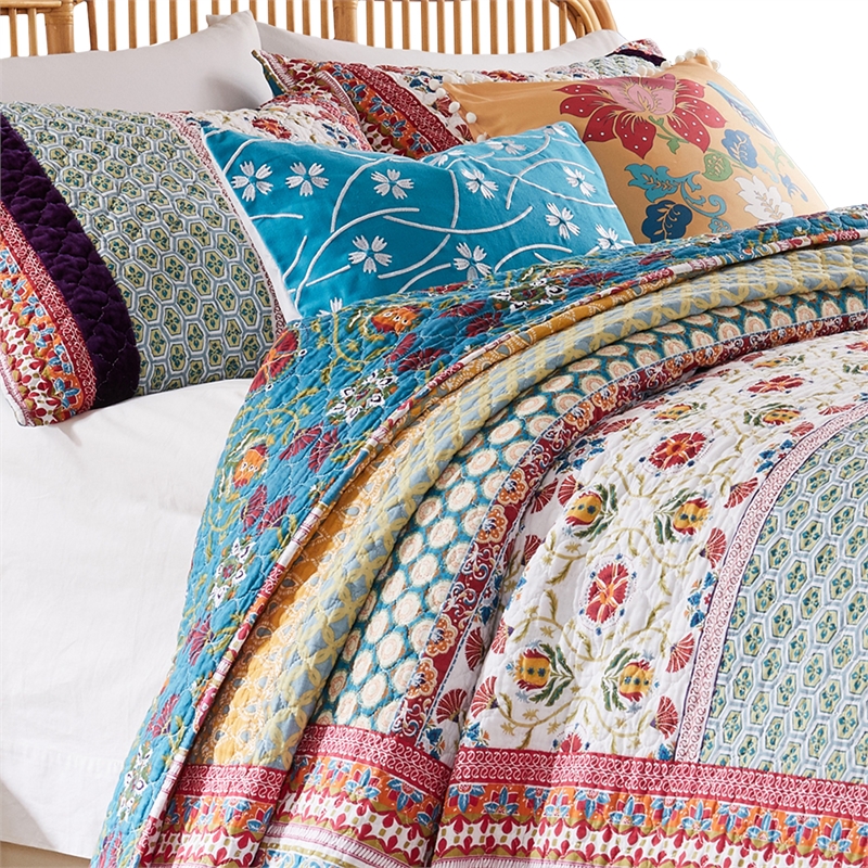 Benjara Ello 3pc King Bedspread and Pillow Sham Set- Red Blue Bohemian Stripes