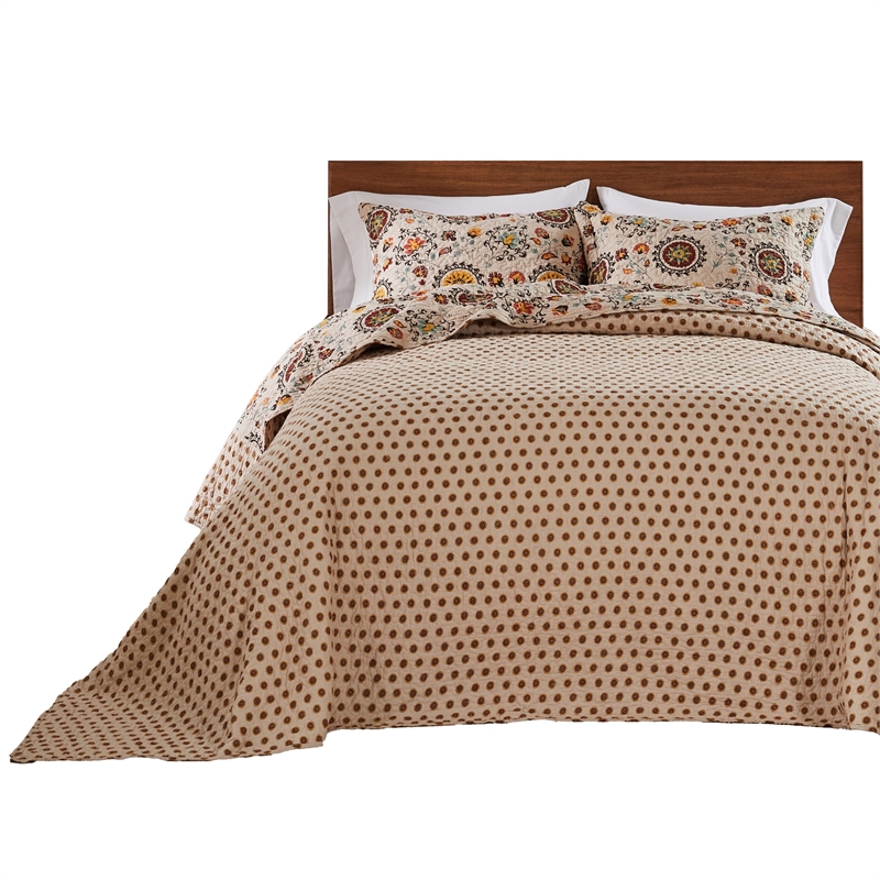 Benjara Dorra 3pc Queen Bedspread Set-2 Shams-Floral Crest-Beige Yellow Cotton
