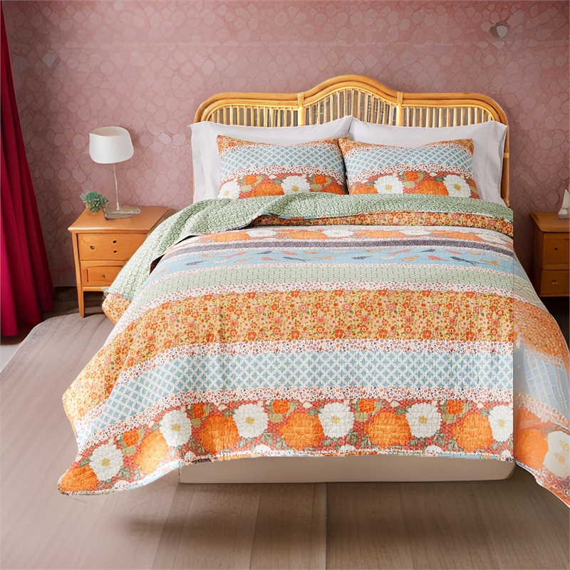 Benjara Nite 3pc King Quilt Set-Calico Floral Songbird Pattern-Cotton Microfiber