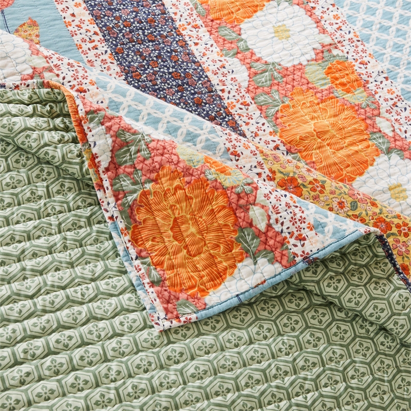 Benjara Nite 3pc King Quilt Set-Calico Floral Songbird Pattern-Cotton Microfiber