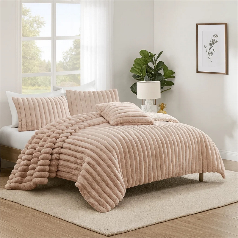 Benjara Sieno 4pc King Comforter Set- Blush Pink Faux Fur- Micro Mink Backing