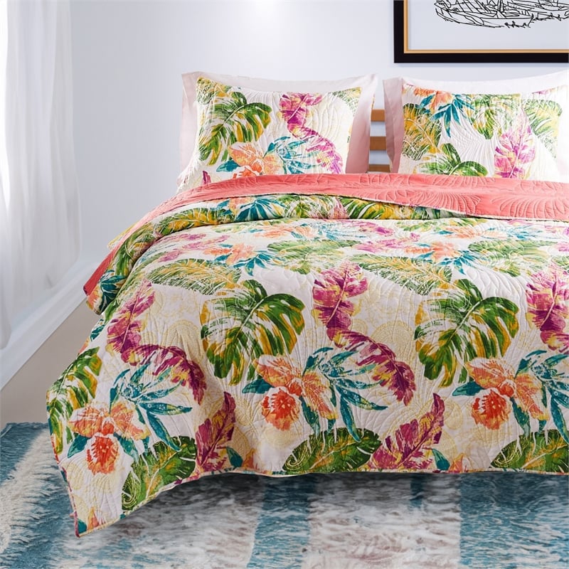 Benjara Aulne 2 Piece Twin Quilt Set with Leaf Print- Multicolor