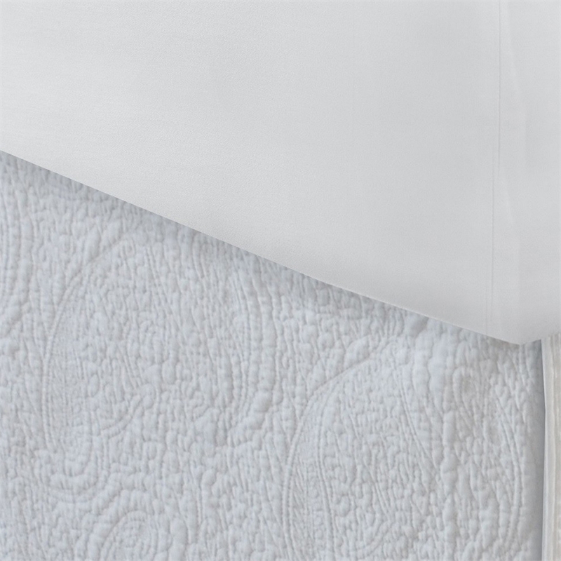 Benjara Muka Paisley Quilted Full Bed Skirt & Cotton Drop - White