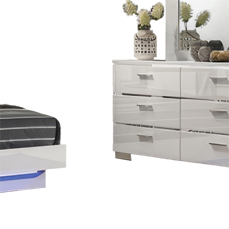 Pero 4pc Queen Bedroom Set with LED- Chrome and White- Dresser Mirror