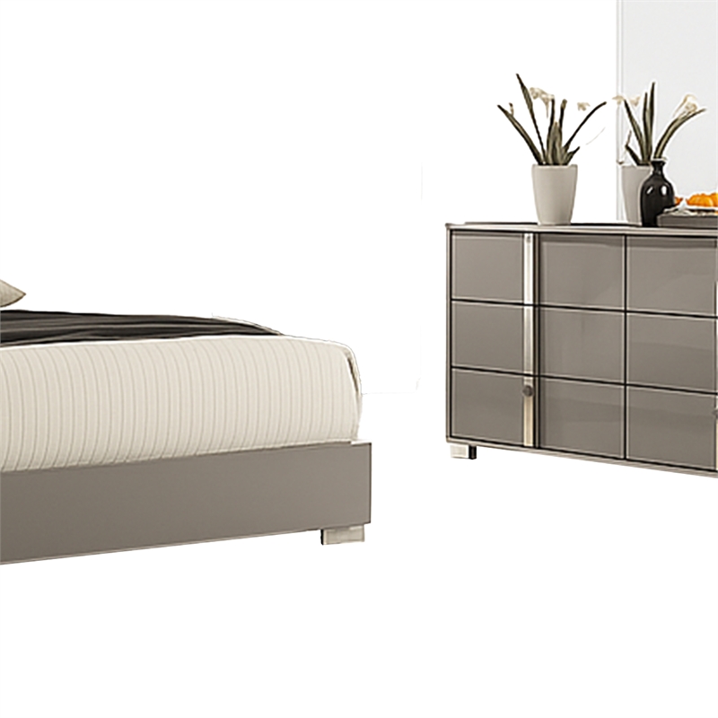 Suni 4pc Complete Queen Bedroom Set w LED Headboard- Light Taupe Gray