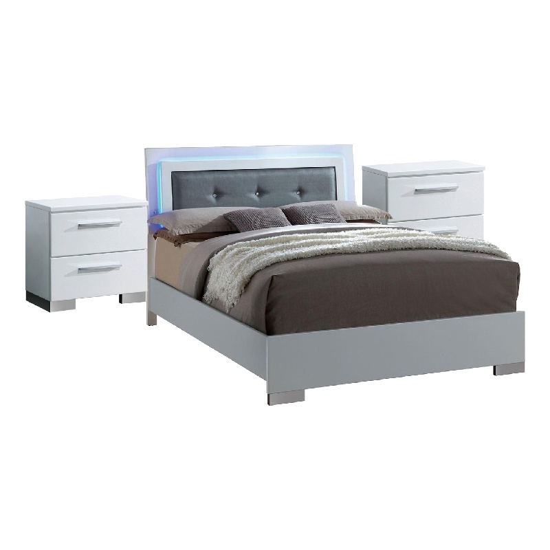 Queen Bedroom Set in White & Black Wood -3 Piece Set with 2 Nightstands