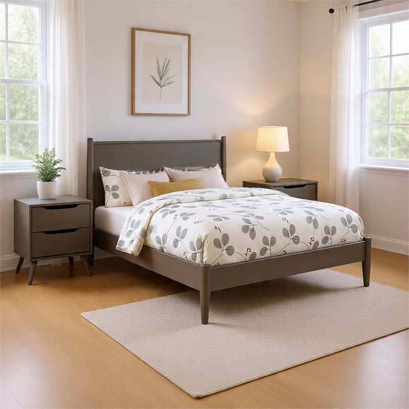 Queen Bedroom Set in Gray Wood - 3 Piece Set with 2 Nightstands