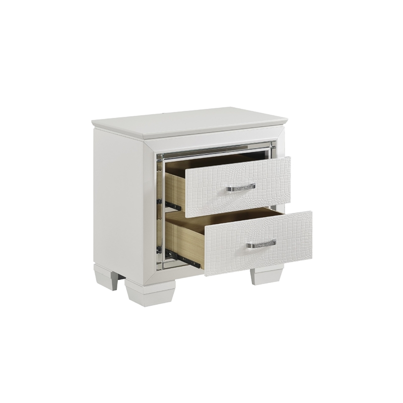 Queen Bedroom Set- Drawer Storage- White- 3 Piece Set with 2 Nightstands