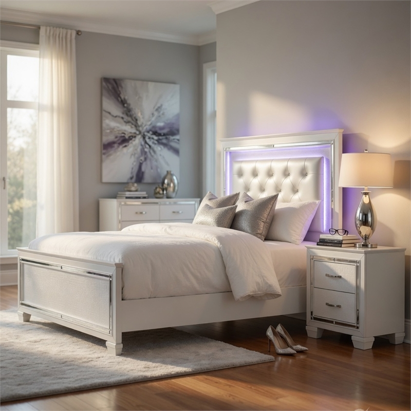 Queen Bedroom Set- Drawer Storage- White- 3 Piece Set with 2 Nightstands