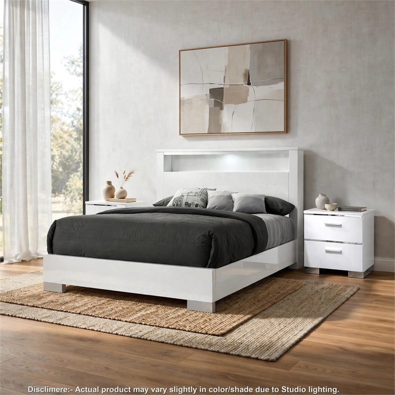 3pc King Bedroom Set- White- Silver Wood- 2 Nightstands