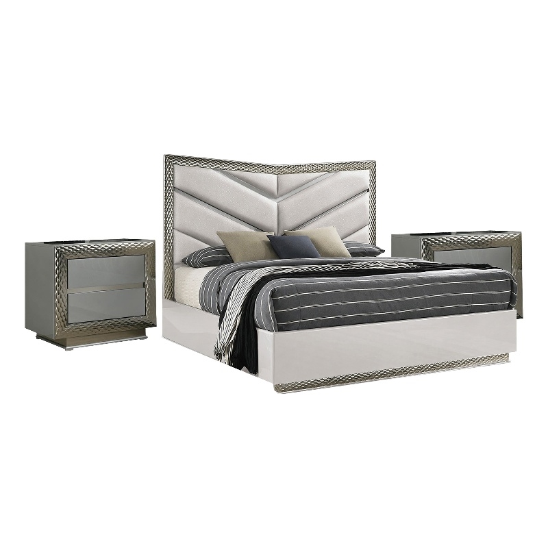3pc King Bedroom Set- Gray- Silver Wood- 2 Nightstands