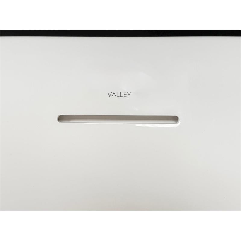 Valley Acrylic LAVISH Oval Freestanding Acrylic Insulated Bathtub in White