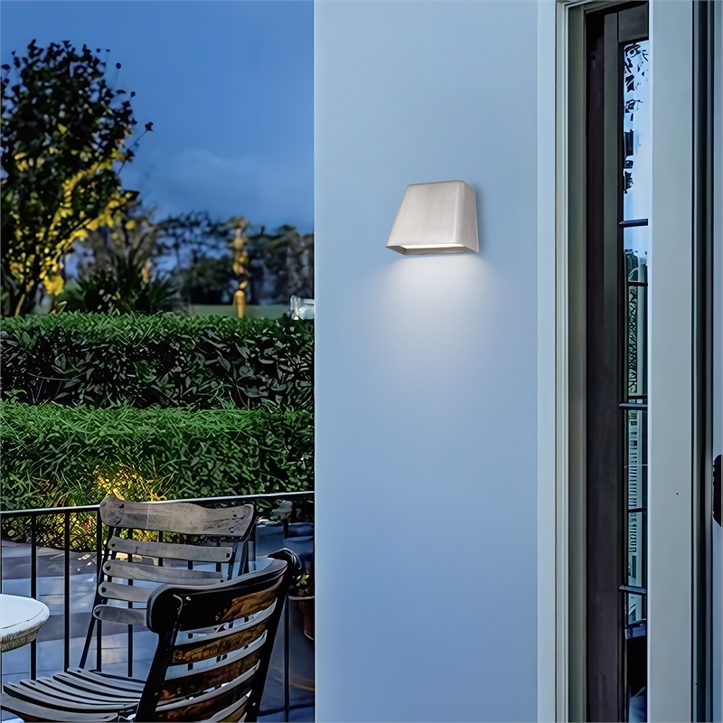 Alteck Bull 5.5 inch Brushed Aluminum LED Outdoor Wall Light