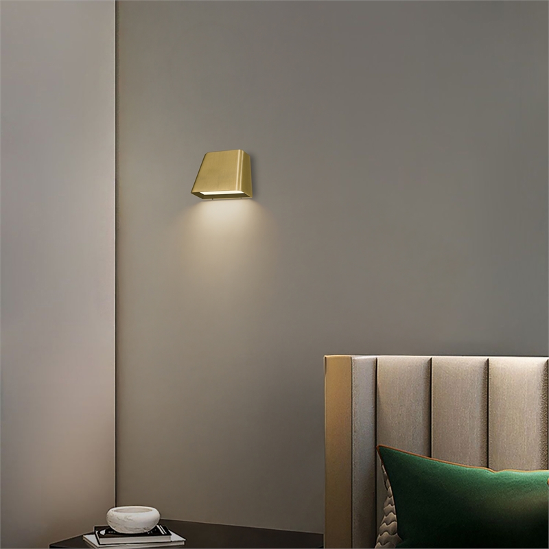 Alteck Bull 5.5 inch Aluminum LED Outdoor Wall Light in Brushed Brass