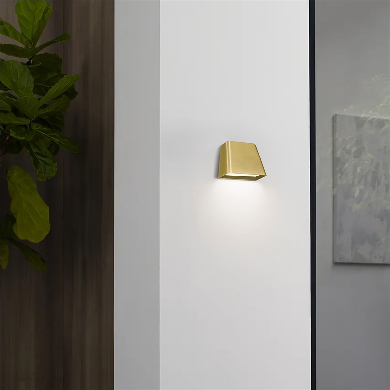 Alteck Bull 5.5 inch Aluminum LED Outdoor Wall Light in Brushed Brass