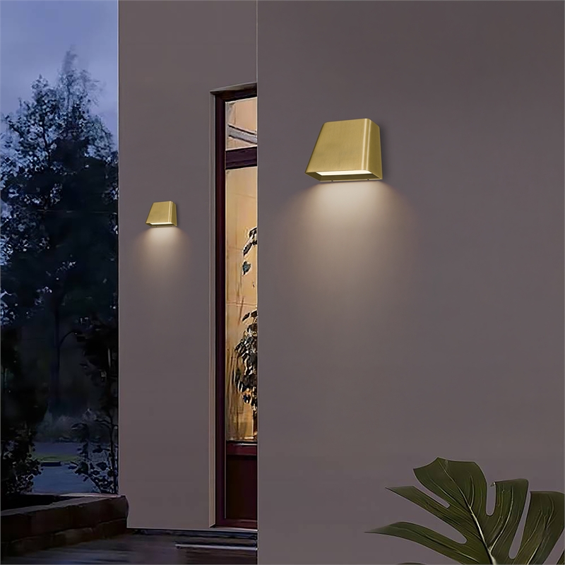 Alteck Bull 5.5 inch Aluminum LED Outdoor Wall Light in Brushed Brass
