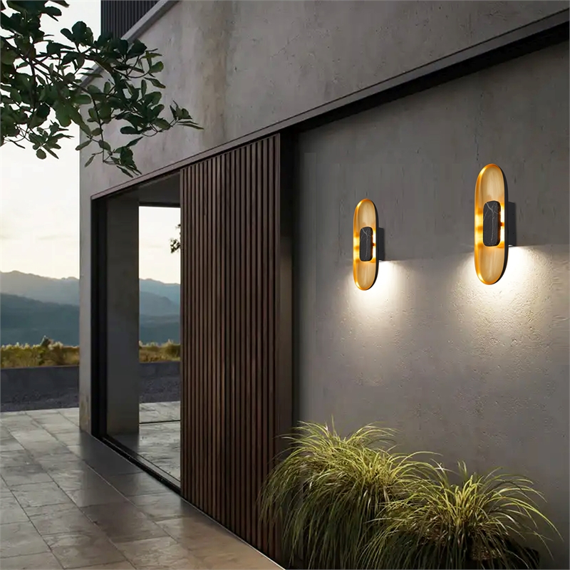 Alteck Marilyn 20 inch Aluminum LED Outdoor Wall Light in Black