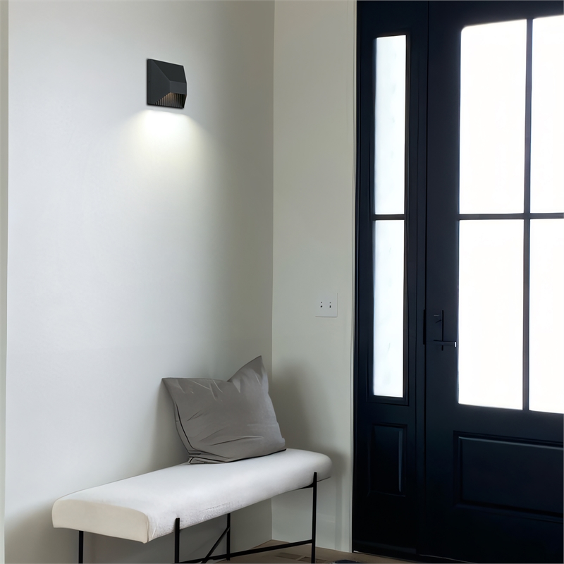 Alteck Ribbed 5 inch Aluminum LED Outdoor Wall Light Black