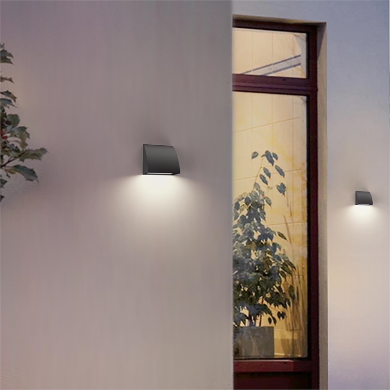 Alteck Slope 4.5 inch Aluminum LED Outdoor Wall Light Black