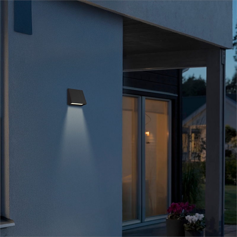 Alteck Slant 5 inch Aluminum LED Outdoor Wall Light Black