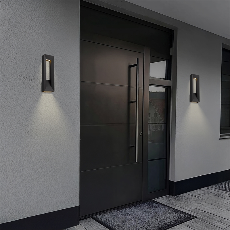 Alteck Paletto 16 inch Aluminum LED Outdoor Wall Light Black
